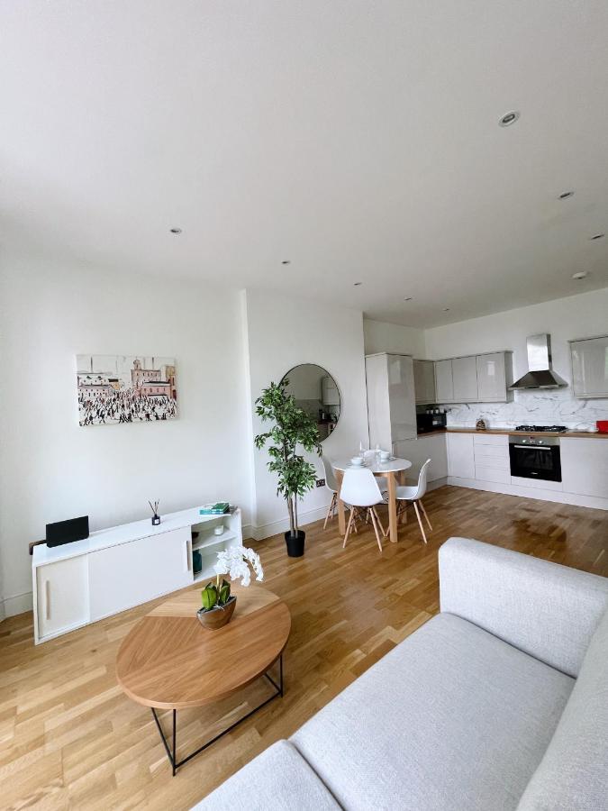 ロンドンModern And Light 2 Bed Flat In Sw2アパートメント エクステリア 写真